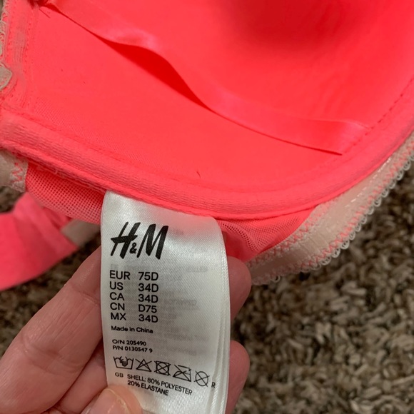 Convertible pink lace bra by H&M - Picture 6 of 6